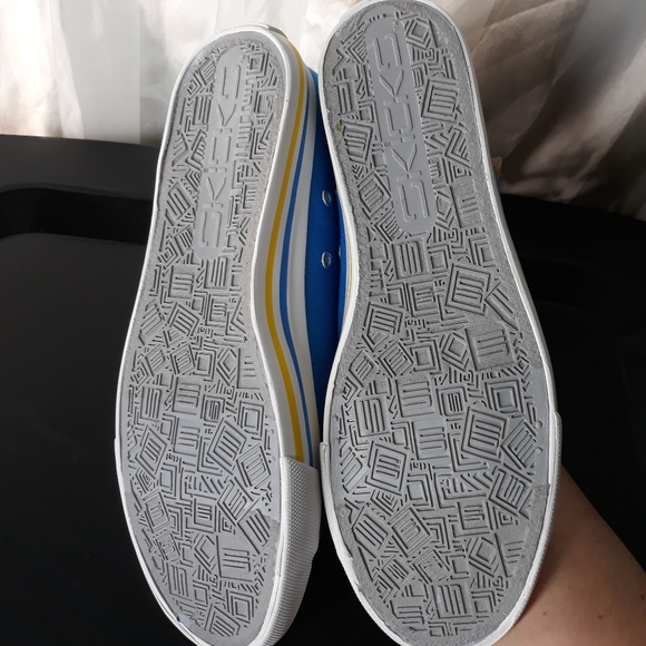 💙💛 Blue & Yellow low top Sneakers - Picture 8 of 8